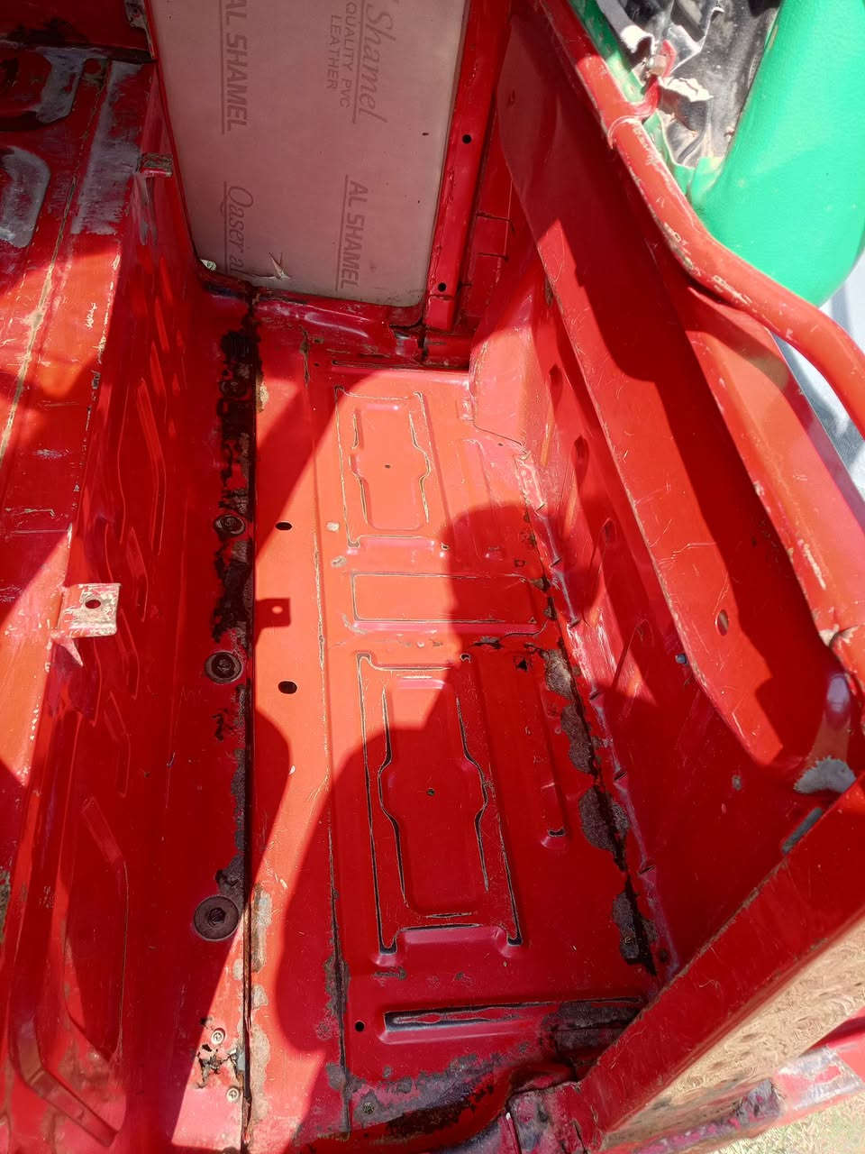 للبيع تكتك TVS موديل 18 اوراق اصولي شرط ترقيم
نظيفه كلش لاخياس ولا صبغ محرك نظيف 
لاتنقيص ولا تبخير تخم تاير كهربائيات كلها شغاله 
مكان بابل الحله ***********
