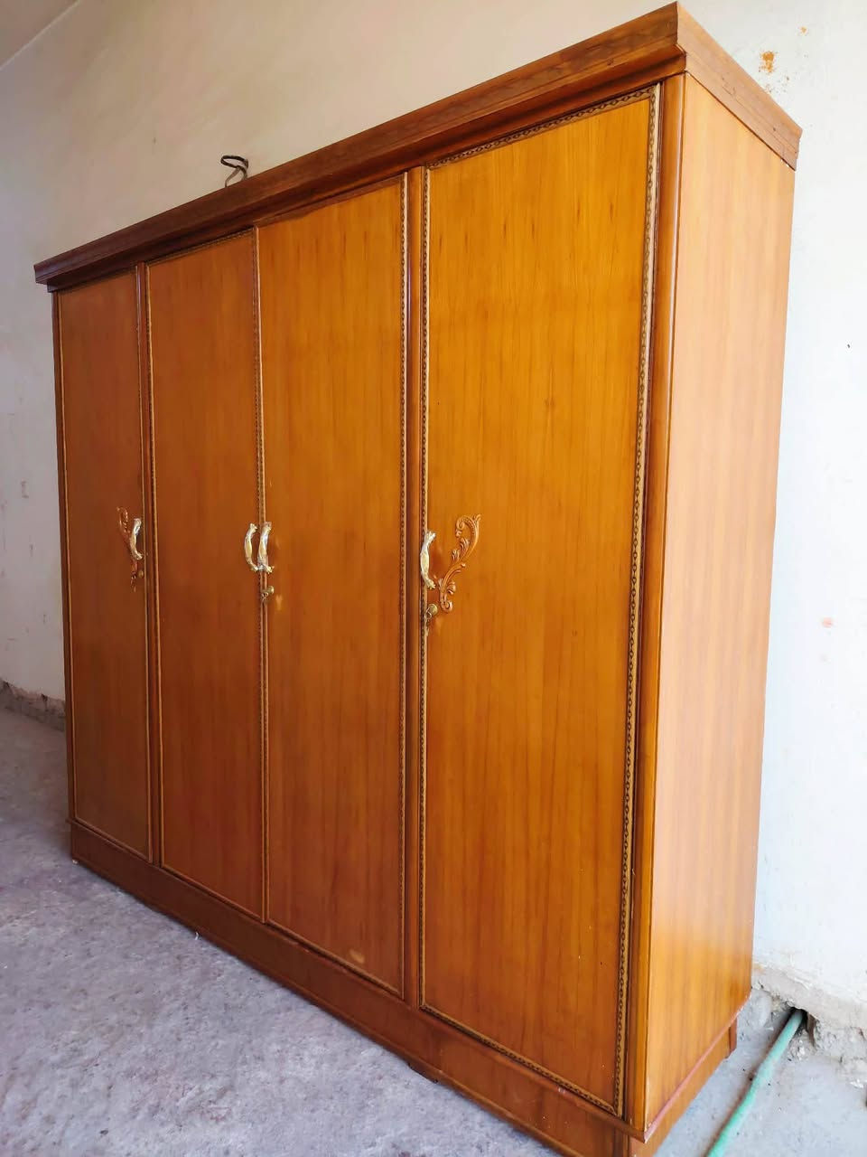 للحجز والاستفسار خاص يوجد خدمه توصيل بغداد وطرافهه


**إذا كنت صاحب هذا الإعلان وتريد حذفه لأي سبب، رجاءا أرسل رسالة إلى الدعم الفني**