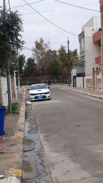 دار للبيع
مساحه 250 متر طابو ملك صرف
يحتوي مع طابقين وكراج دفن
طابق اول
غرفتين نوم استقبال هول مفتوح مطبخ حار بارد
وصحيات
كراج دفن وحديقة
طابق الثاني
يحتوي ثلاث غرف نوم وصحيات
عنوان. حي عدن خلف المدينة المانية
موقع متميز جدا حرف Tمقابيل الفرع
للاستفسار الاتصال ع الرقم لصاحب الملك
رقم ..***********
