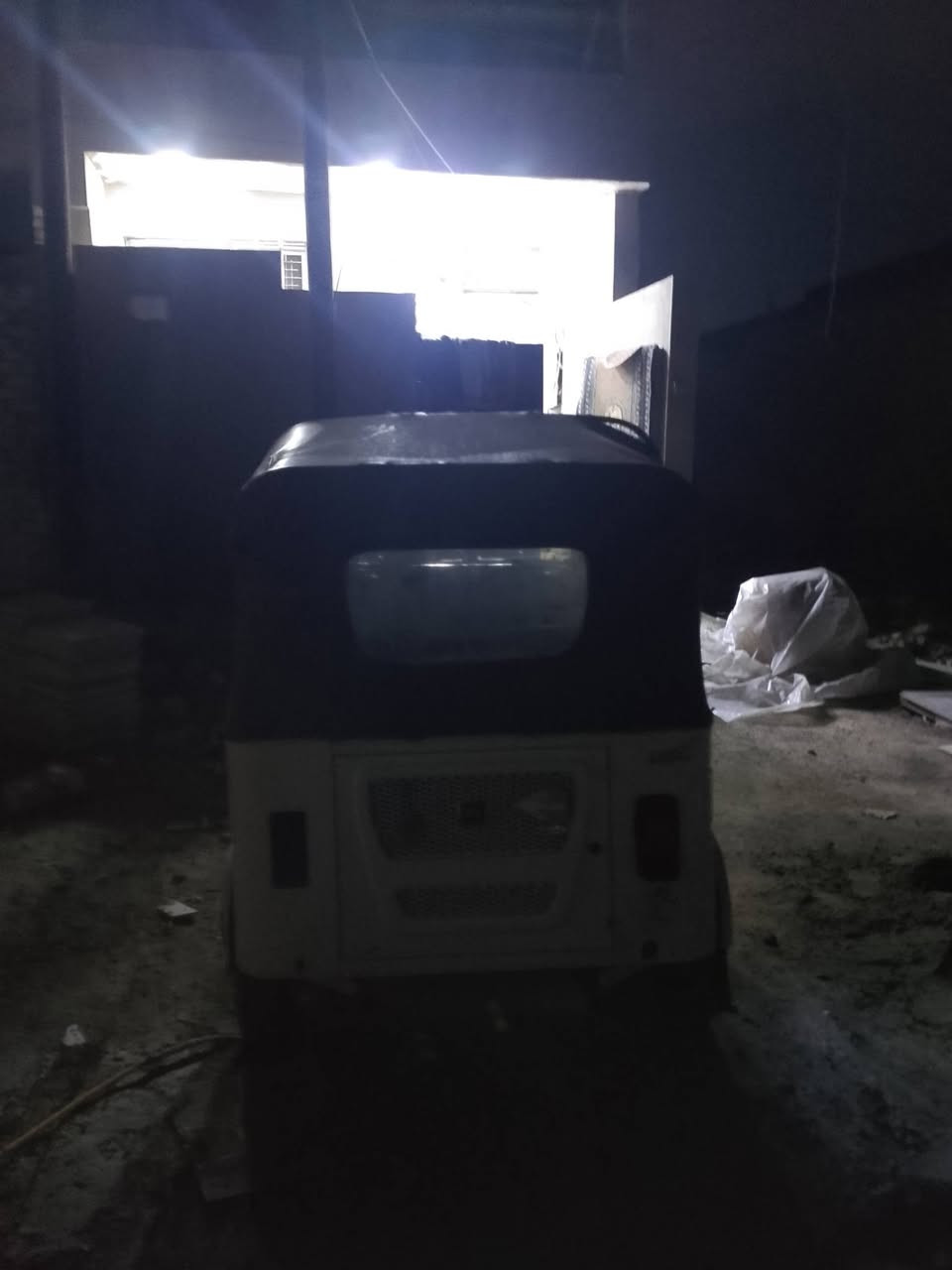 السلام عليكم تكتك للبيع سعر 6750 بيعه مستعجله مكاني الرئاسه مال عبيدي الرقم ***********
