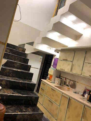 سلام عليكم دار للبيع نزال عباس الكهربائي المساحه ٦٥ متر يحتوي على ٣ غراف نوام صاله ومطبخ وصحيات للستفسار على الخاص ***********
