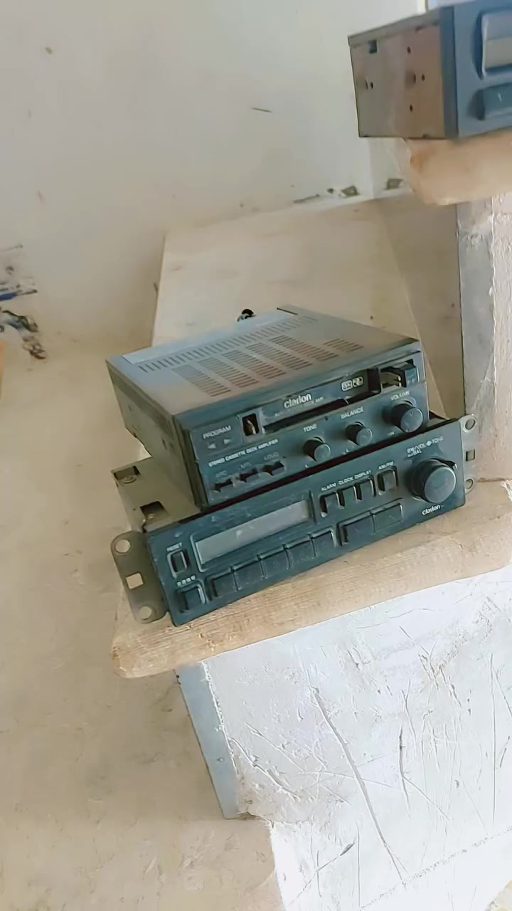 السلام عليكم ورحمة الله وبركاته راديو مسجل هينو بلاد شغال على الفحص زائد راديو هينو للبيع للإستفسار الاتصال على الرقم ***********حي الحكيم واسط
