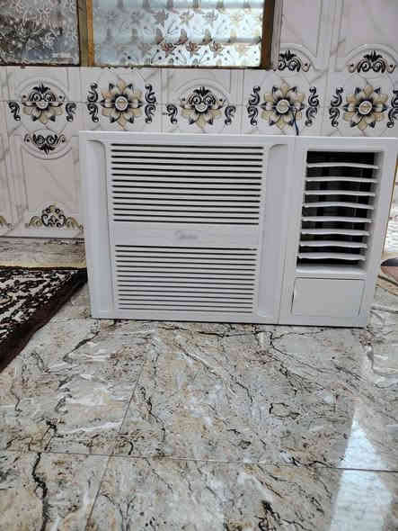 مكيف للبيع نوعية ميديا طنين اخو الجديد بلادي تدفئه تبريد سعرة 250 بغداد مدينة الصدر ***********
