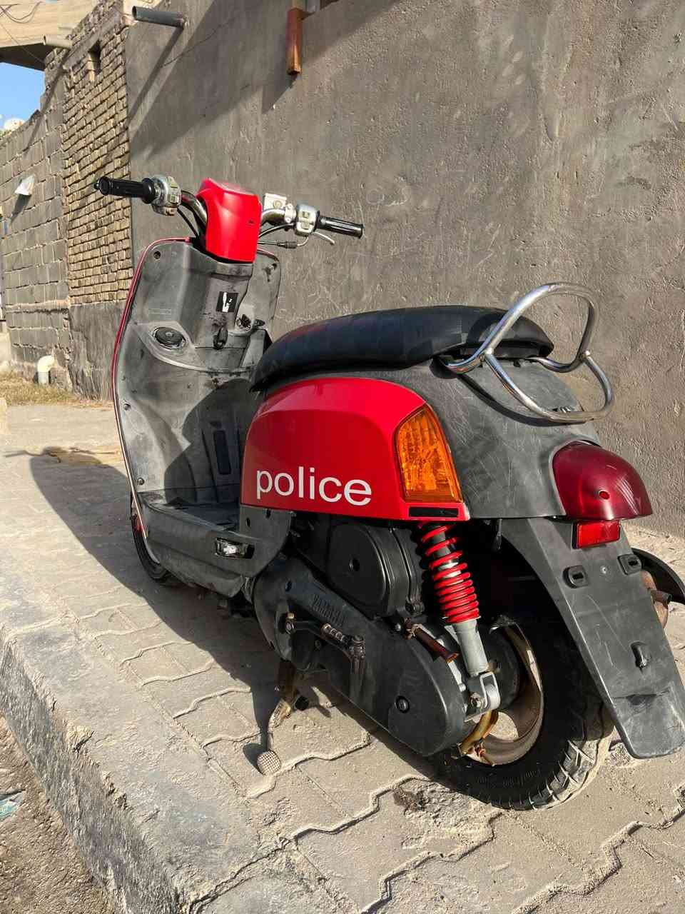 سلام عليكم دراجه للبيع كفاله مابيه اي نقص جيب مصلح وتعال افحص دراجه جديده السعر خاص ***********
