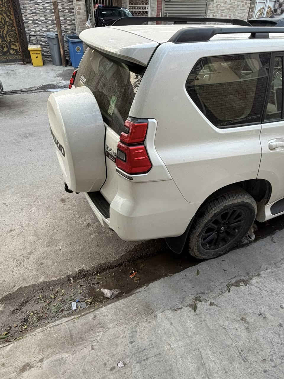 السلام عليكم
برادو موديل 2023 بلاك ايدشن ماشيه 19 الف كم فقط مكفوله كفاله عامه مواصفات TX.S معروفه تجي سلايد شاشه كاربلاي كامره حساسات مري شفط السياره بعدها بالنايلون وجديده رقم اربيل تحويل ثاني يوم مكانه بغداد
السعر 50 بيها مجال بسيط
الرقم ***********
