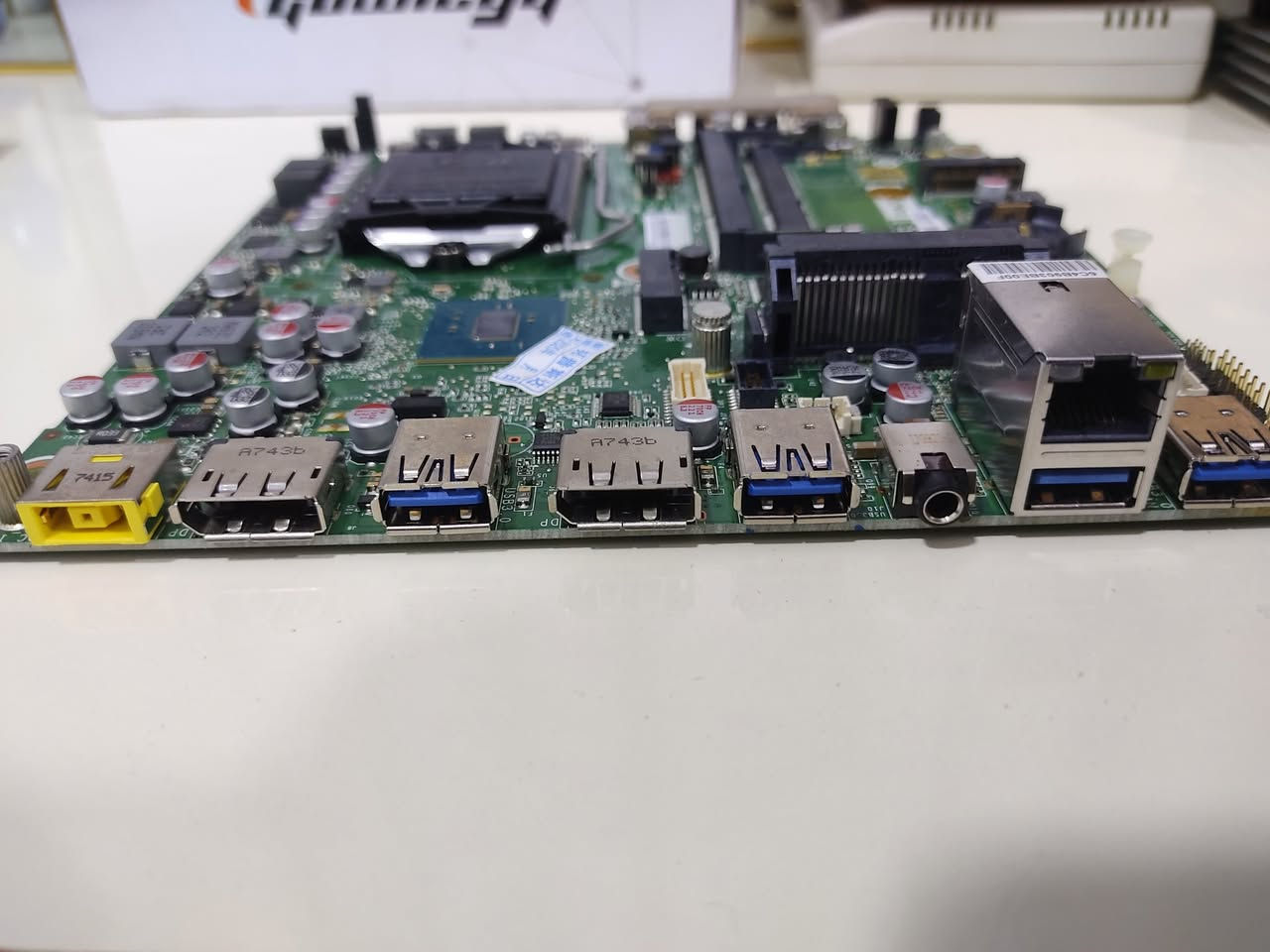 السلام عليكم مبرد كرت شاشه ومذر بورد حاسبه السعر ٦٠ الف شلع للحجز خاص متواجد توصيل متوفر


**إذا كنت صاحب هذا الإعلان وتريد حذفه لأي سبب، رجاءا أرسل رسالة إلى الدعم الفني**