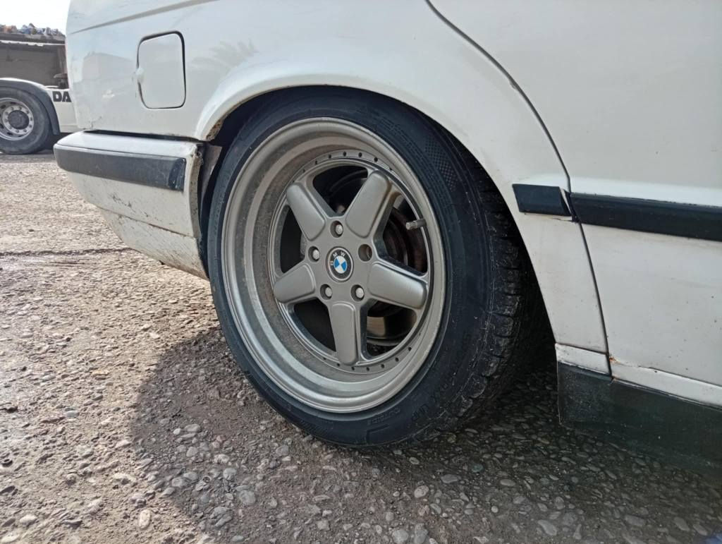 بیئێم مۆدێل 93 ی کەبس 525ی تۆماتیک فول مواسفات گێڕومەکینەو ئەکسل و تەقە ڕەقەی بەشەرت تایە و ویلی لۆکە شنایزەری دوو سایز ماڵی دۆستە سەیارەکە سعری 22گەڵاو بەحاڵ مجال ***********
شوێن سیدسادق حلبجة, السليمانية
