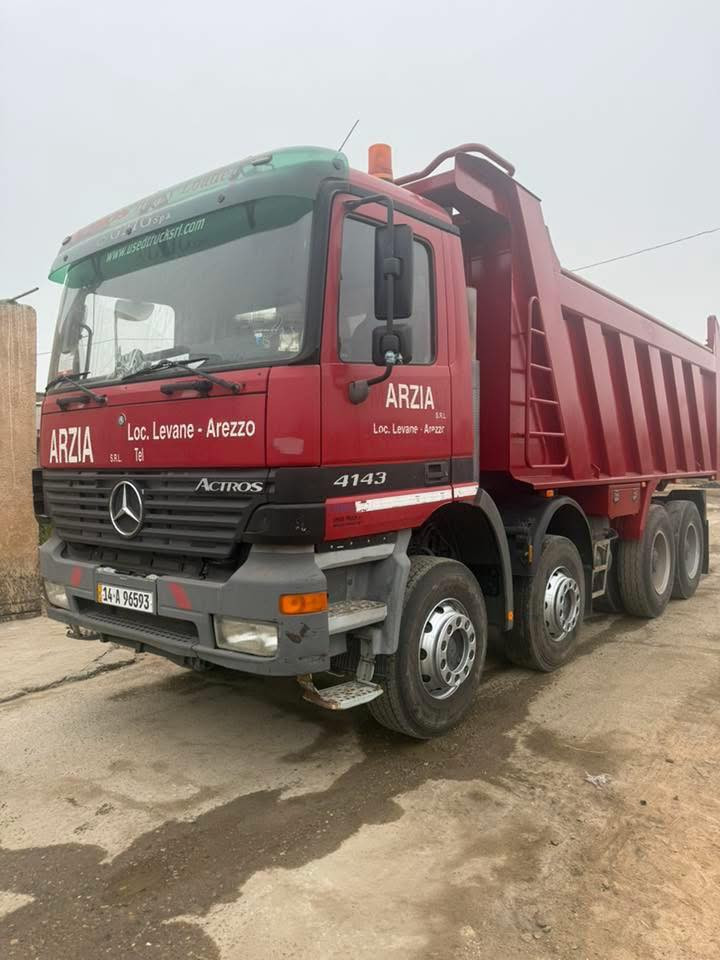 ‏سلام عليكم سيارة عقرب موديل 2002 معلايه 2020 جاهزة للعمل سيارة باسمي مقفولة كفالة عامة رقم بصره تحويل ثاني يوم وبدي تفصال عمارة رقم الهاتف***********
