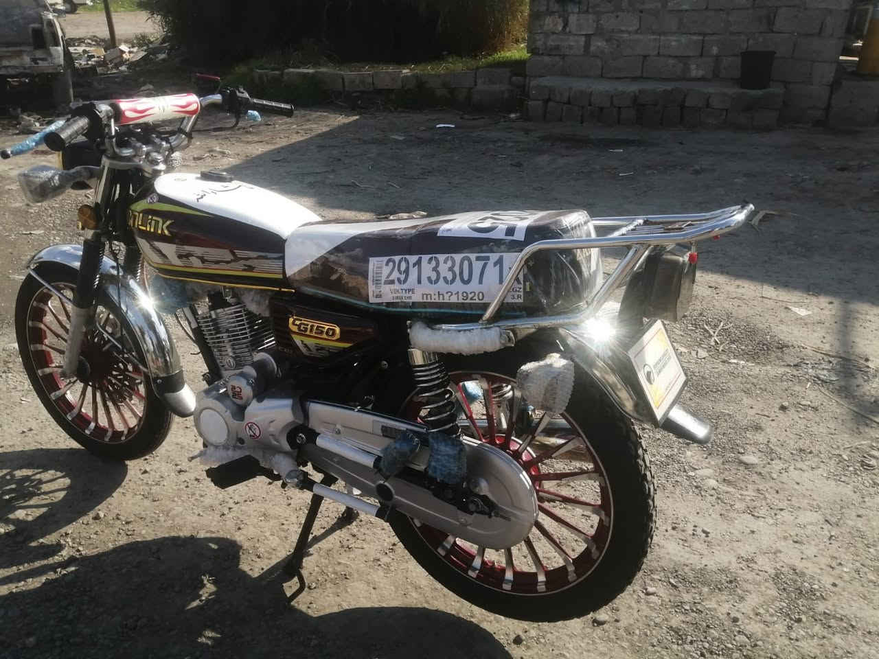 ماطور للبيع موديل ٢٥ باب اول وزن ثقيل ماطور فول شقل ومشي منفيس اصلي مطور اخو الجديد السعر ٦٧٥؟بي مجال شراي مكاني الكوير *********** مو شراي لا تعبني
