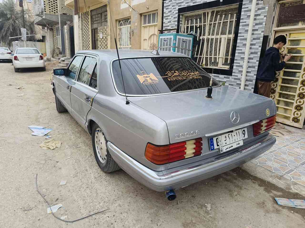 السلام عليكم مرسدس للبيع مديل 92 مكان نجف مكينه وكير  تبريد شغال   محوره بطه السعر 60 وبيه مجال مكلف بل نشر هاذا رقم رعيه *********** مكان نجف
