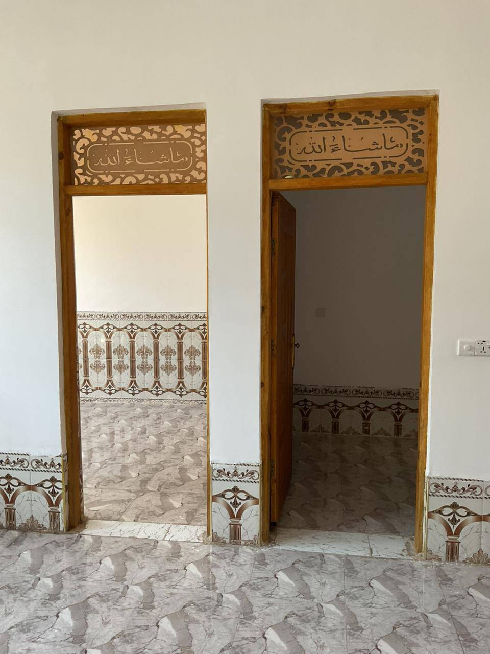 دار للبيع  بابو شمع بداية اول شارعين قرب مولد ابو سعد او اسواق فيصل
طابو زراعي سند ٢٥ وبي قصاصه تطويب المنطقة بيها مجاري وكهرباء ومي اسأله الأساس رفت بناء ٢٠٢٤

مساحة الدار 110

سعر الدار 40 

بي غرفتين وصاله ومطبخ وصحيات ٢

 وستقبال ومنورين

للإستفسار الاتصال *********** متوفر واتساب
