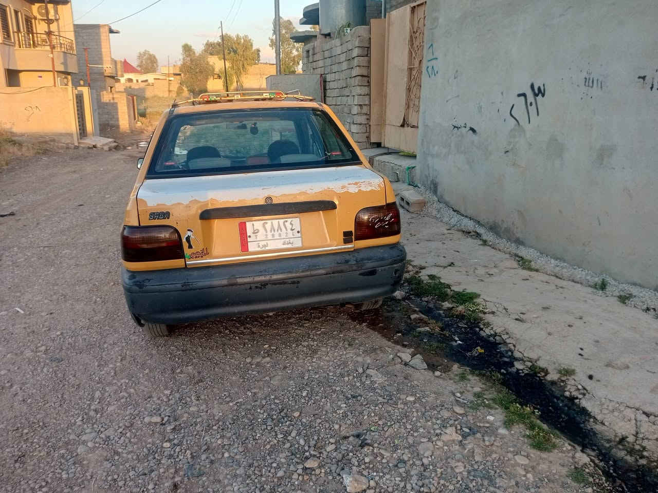 سلام عليكم  سايبه للبيع موديل 2009محرك وكير وحداديه تخم تاير سنويه مجدده  هيئه 225 الف  وغرمات 100 الف  السعر المطلوب 20وبيه مجال الشراي يتصل 
***********
