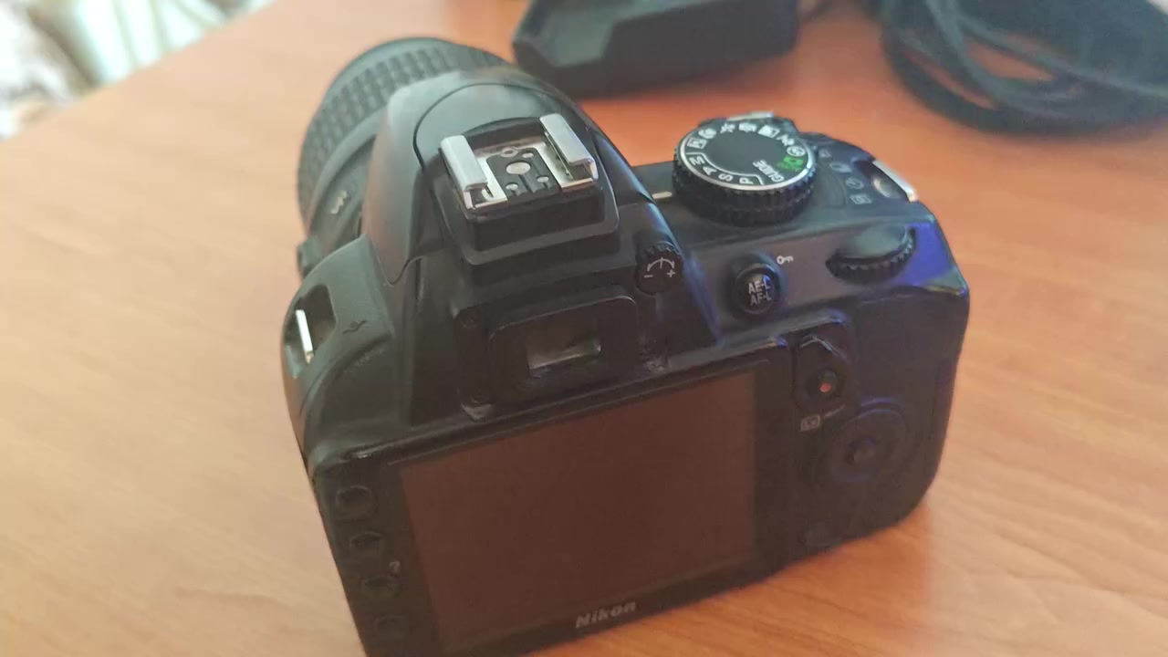 للبيع كامره نيكون D3100
المشكله الي بي يطلع بل شاشه هيج معرف اش بي مثل ما موضح بل فيديو اني ابيعه فحم 
كامل ملحقات 
ادفع سعر بما يرضي الله واعتقد تصليحه سهل


**إذا كنت صاحب هذا الإعلان وتريد حذفه لأي سبب، رجاءا أرسل رسالة إلى الدعم الفني**