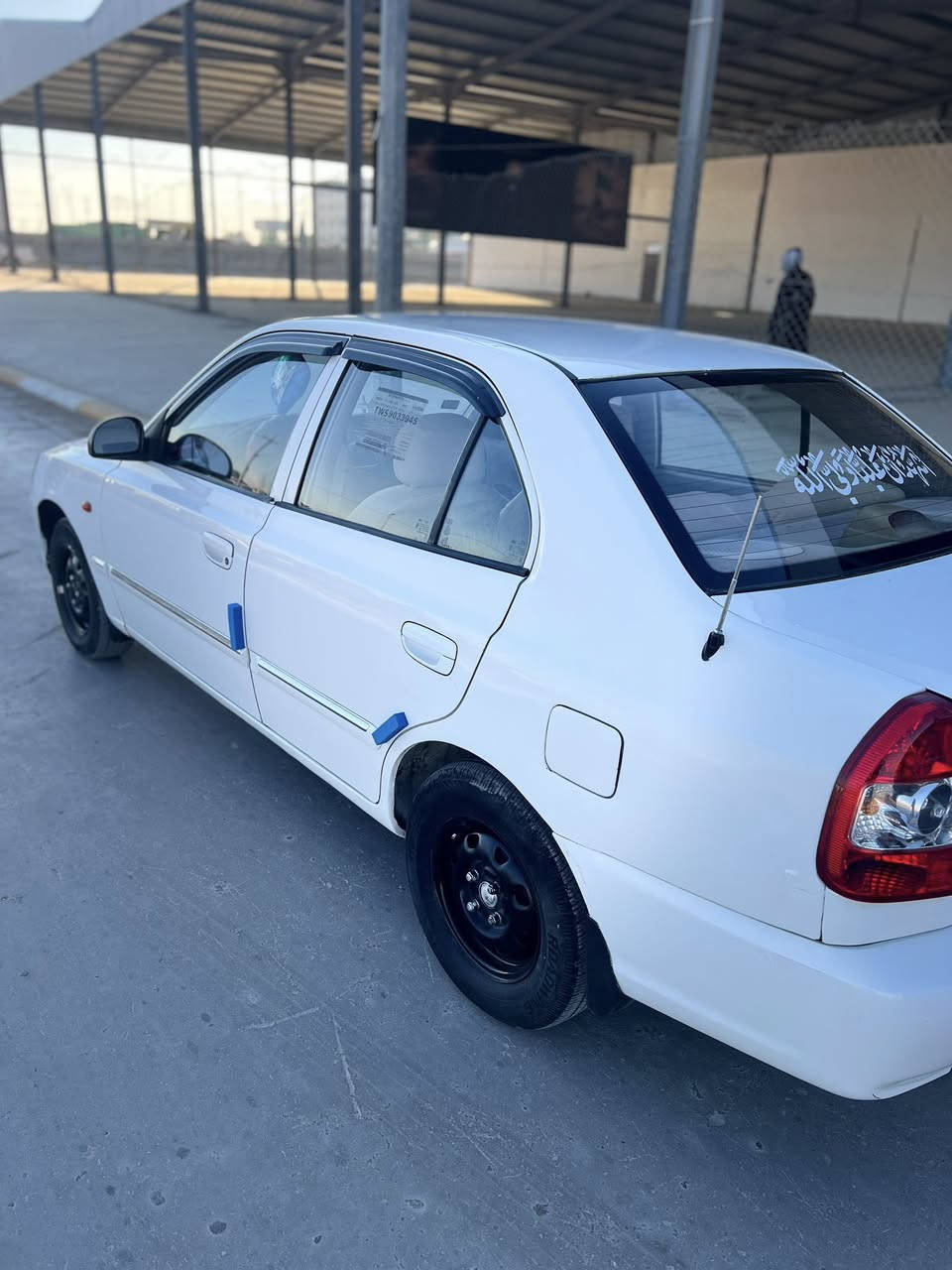 السلام عليكم البيع فيرنا 2012 سياره كلش حلوه ونظيفه سياره رقم واسط جديد تحويل ثاني يوم سياره حلى من بلصور الاتصال والستفسار ***********
