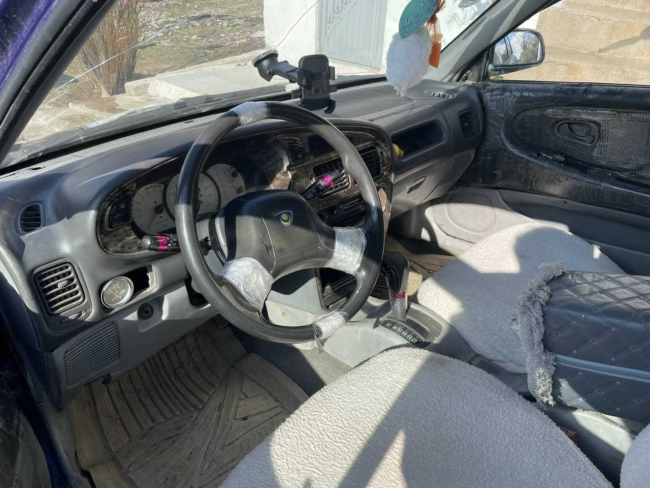 پۆتۆن بۆ فرۆشتن گێر تۆماتیک گێر مەکینە بەشەرت سەنەوی عەسڵی بەشەرت ئەوەلیات ساردو گەرمی و کارەبای بەشەرت هەموو گیانی ئیش ئەکات نرخ٢٧ گەلاو معامەلەشۆێن سلیمانی گۆڕینەوەش ئەکەم لەسەر دل گرتن ***********
