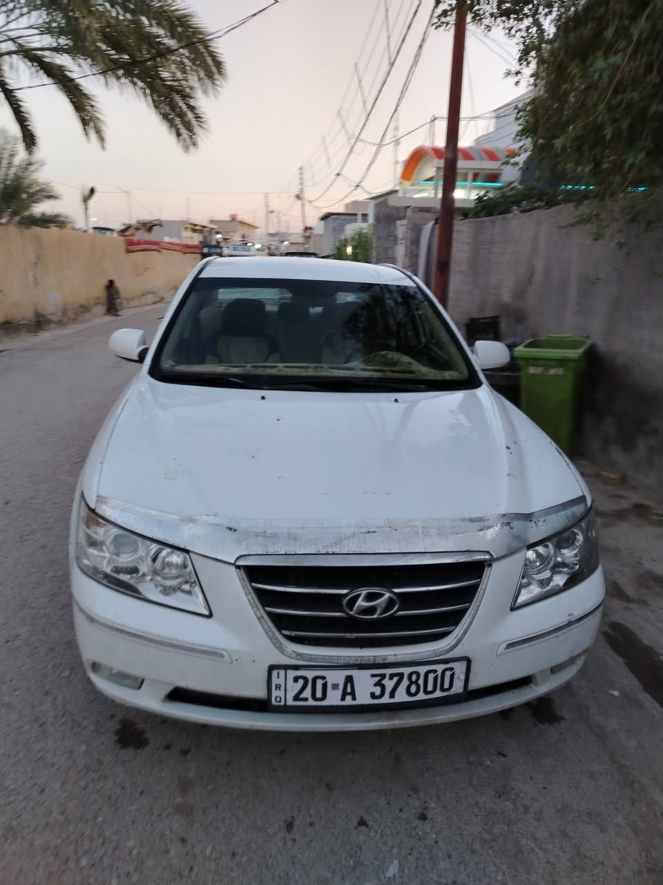 سوناتا 10 أمريكي
حادثها جاملغ خلفي صفحه السايق والبنيد مثل ماتشوفه
محرك وكير كفاله محركها 2400
داخلها جيد
سعرها ١٢٥ بيها مجال للشراي إذا بس تعامل لا تخابر
للتواصل  ***********
