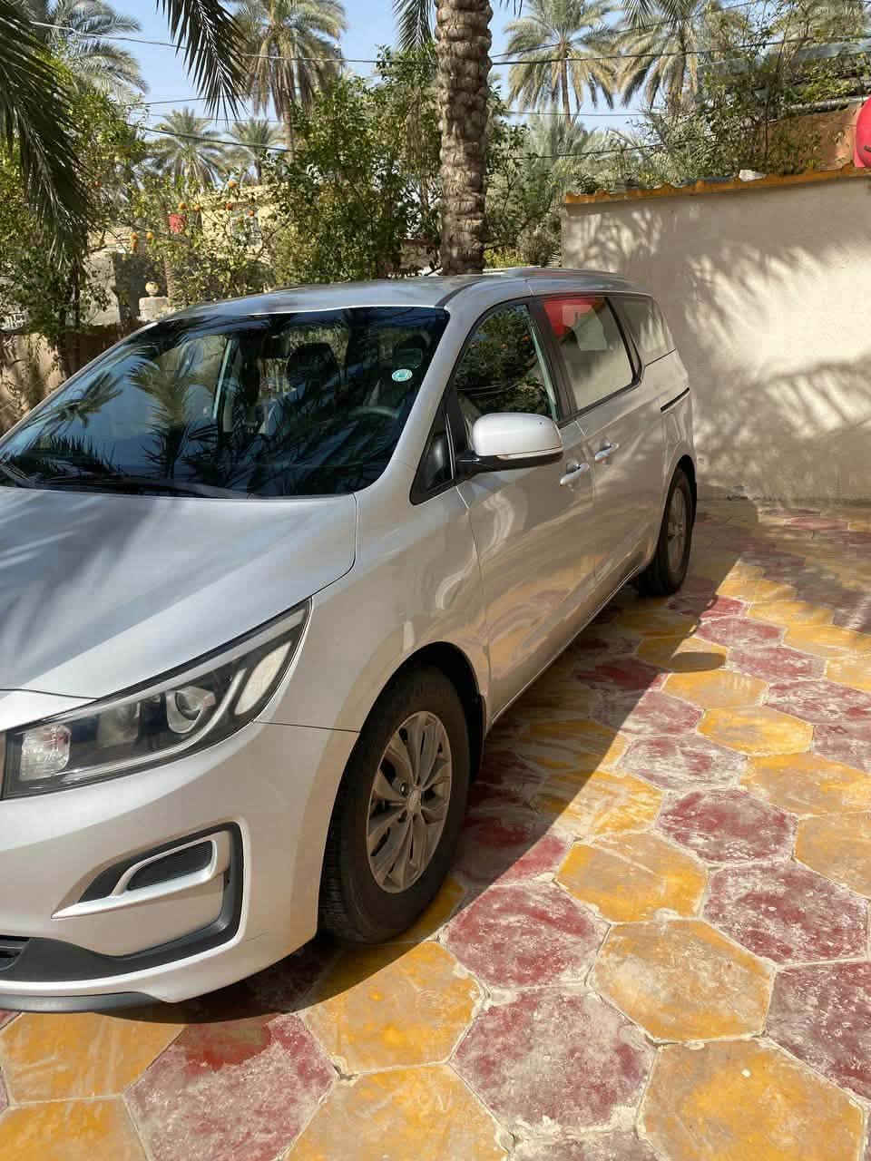 كيا كرنفال 2019خليجيه مواصفات عاديه رقم اربيل الجديد مكان السيارة بغداد الكاظميه مكفوله من الصبغ والتبديل /***********/السعر 200$وبيها مجال قليل
