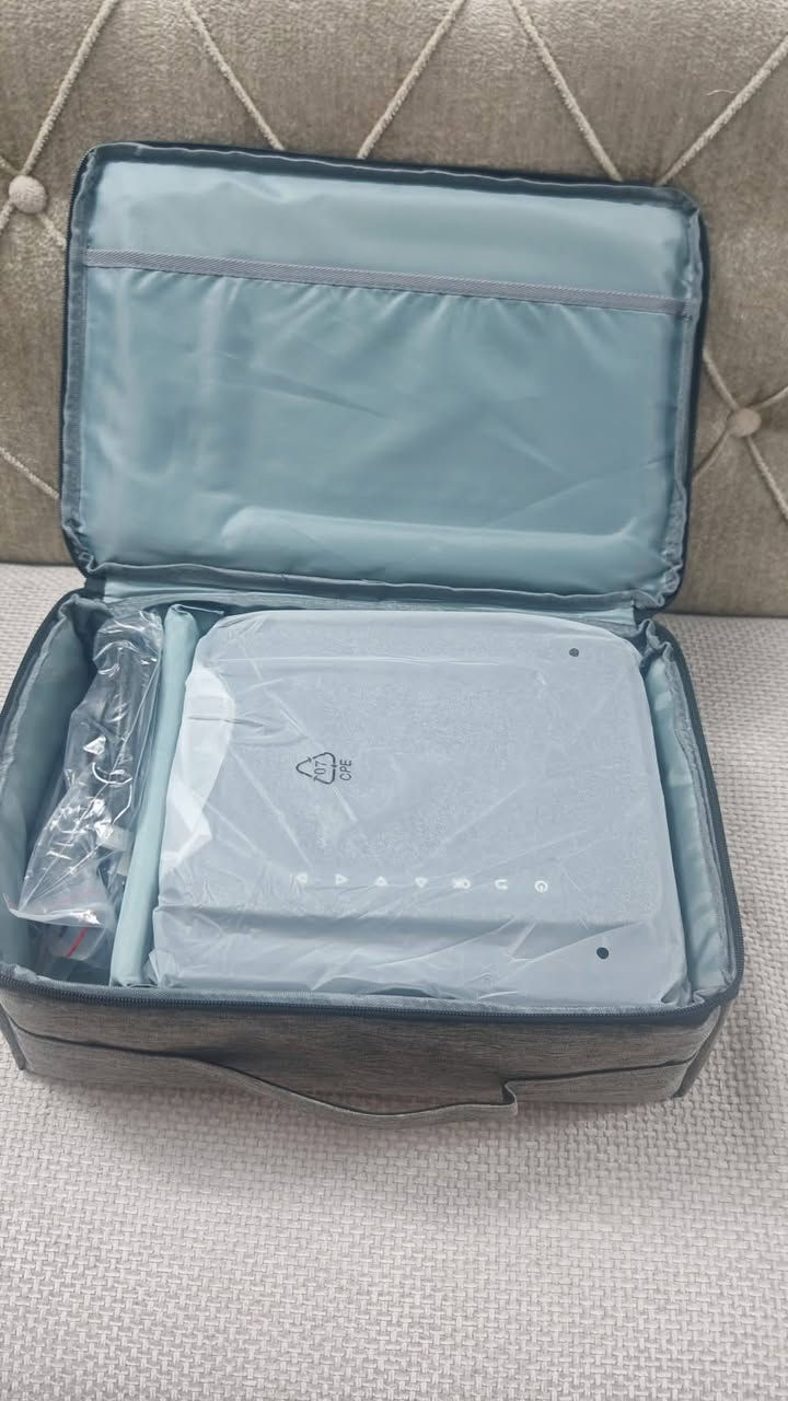 داتا شو موديل wimius k1 جديد غير مستخدم ansi 1200   دقه ممتازه يعمل انعكاس على جميع الموبايلات منافذ hd صوت محيطي واضح
دقه عاليه يدعم 4k
للحجز والاستفسار واتس اب
***********
