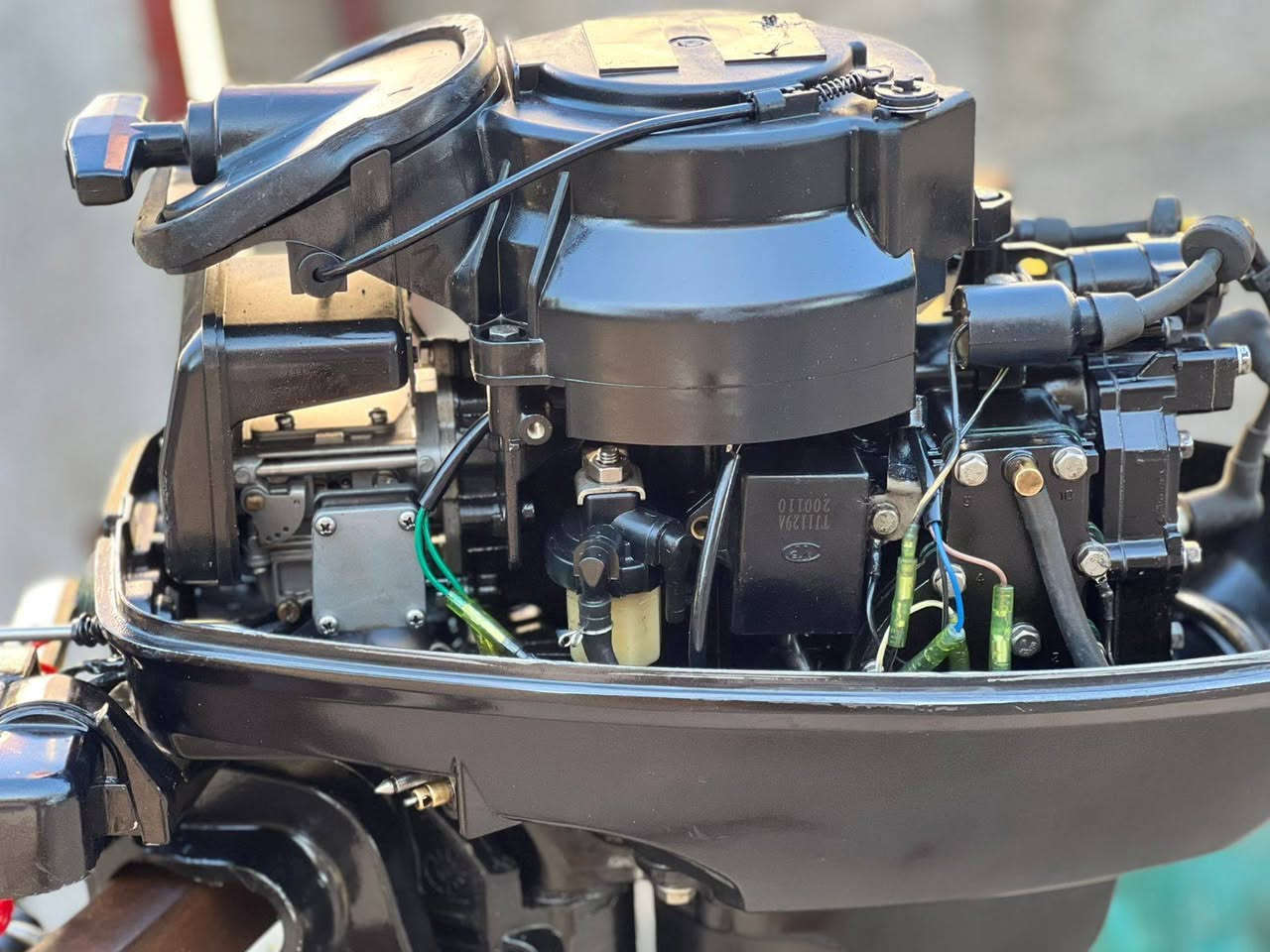 15 بيرسن مفتوح محرك اول مره بولبرن فقط
مكينه نظافتها تسولف 
سعرها 550 مع التوصيل 
***********
***********
