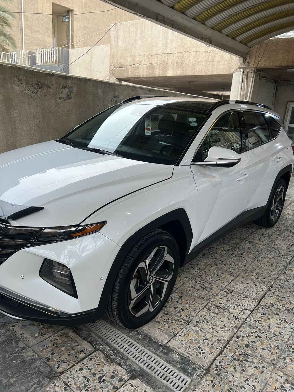 السلام عليكم توسان 2022   1/1 Vipلمتدد اعلى فئه بدون حادث جديده لوووك تتقدم وترجع بالريموت كشنات حار وبارد وجلد وحجر بيئه بلاد وبدون اي كلوب دشبول وصندوك كهرباء وخمس كامرات ورادرات 360 فووول فوول وبدون وحادث وايرباك وبدون صبغ بارد على كد الكفه هاي فقط  بارد بدون اي صبغ من امريكا ماشيه 28 وحاليا 50 على ايدي من امريكا رقم اربيل معروضه ب 225 تحويل او وكاله ماكو مشكله والسياره كفاله من كلشي الاتصال *********** مكاني بغداد
