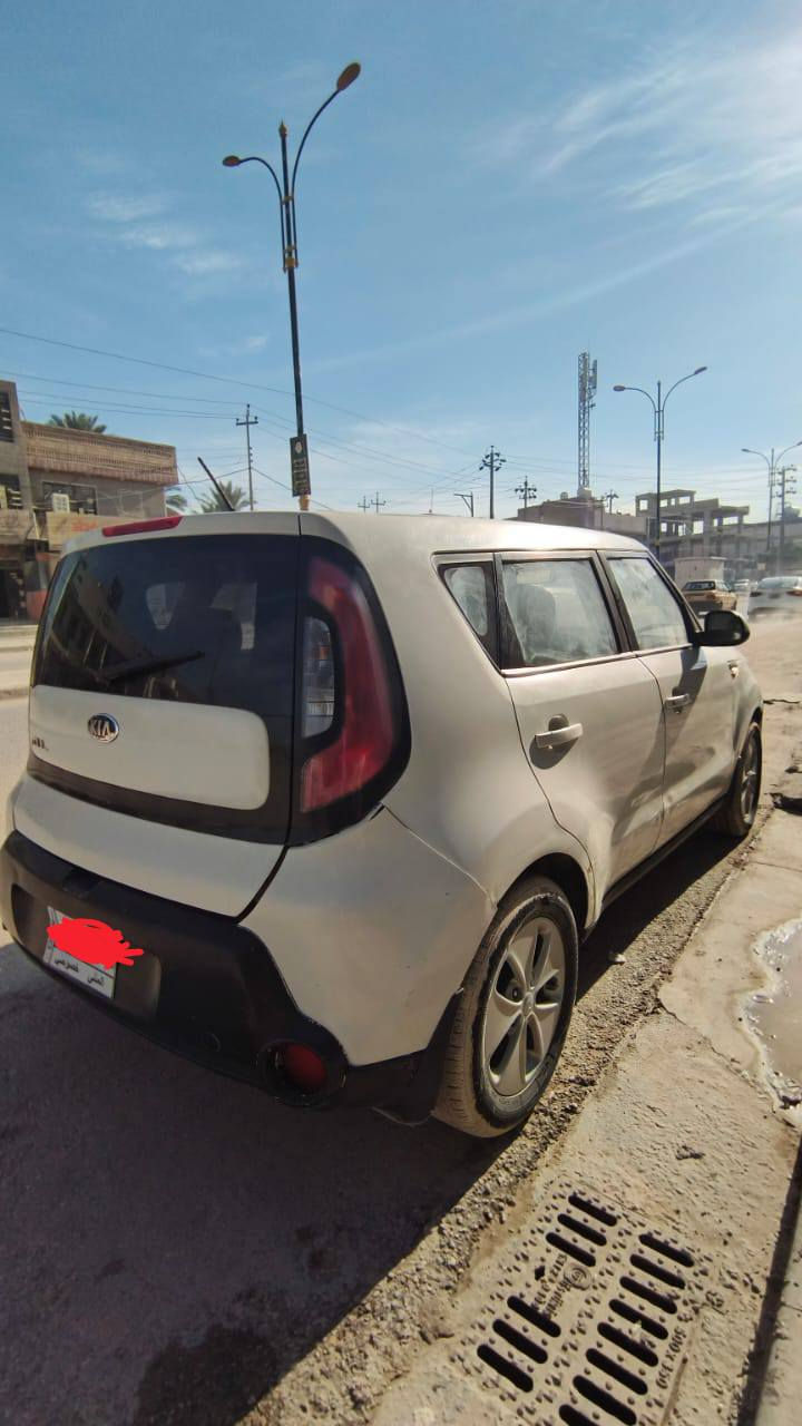 سلام عليكم 
كيا صول موديل 2015
امريكي قطعتين 
كير ومكينه مكفولات
السعر 100$وبيها مجال 
 مكان السياره كربلاء
***********
***********
