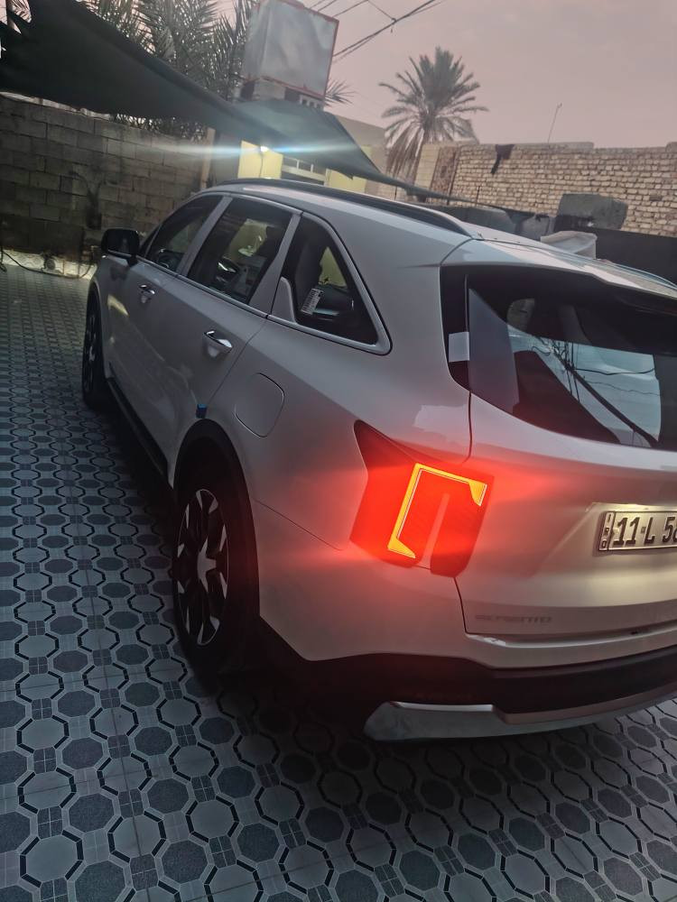 السلام عليكم 
سورنتو موديل2025 خليجي   محرك ستة سلندر 3500 فئة السيارة  نص  فول والسيارة مكفولة ماشي1400
والسيارة استعمال نظيف جداً والسيارة رقم بغداد الجديد الإنكليزي وبأسمي
والمكان ديالئ
وهذا رقمي ‭ ‭*********** بغداد, العراق
