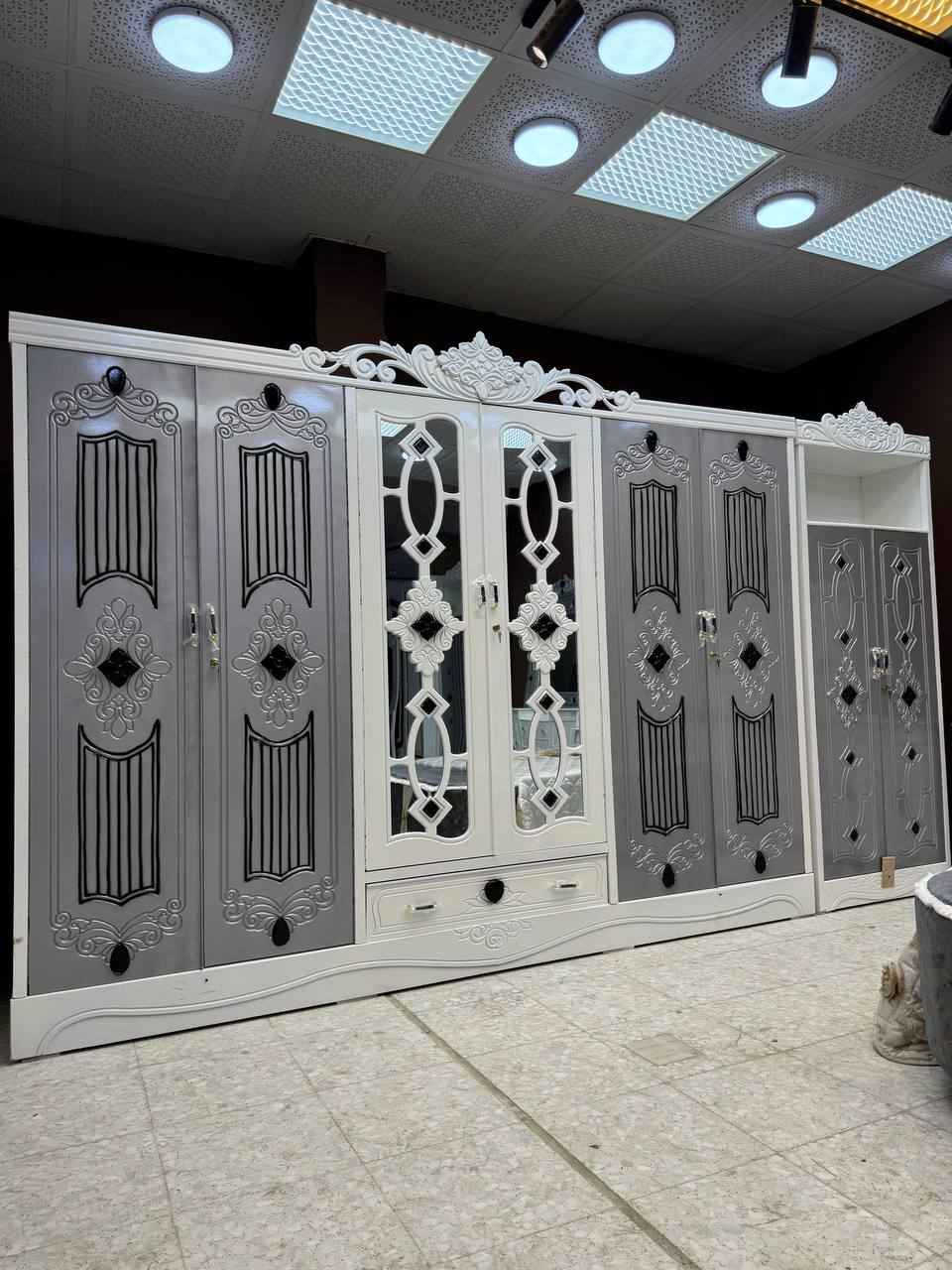 السعر // مليون و50 فقط 😍

🔅تفاصيل الغرفة المرمري  ....

 خارج ٤ملم ام دي اف 🔺
وداخل صاج ٣ملم 
صبغ حراري  درجة اولى 

عدد القطع  ٧ قطع 😍
🔺1 //جرباية  قياس  ١٦٠ × ٢٠٠ 
🔺//ميز جانبي ايسر قياس ٥٠
🔺2// وميز  جانبي  قياس ٥٠
🔺3// زاوية ارتفاع مترين عرض ٨٠
🔺4// وميز بلازمه  
🔺5//وميز مراية ارتفاع مترين عرض ١٢٠
🔺6// وكنتور ٦ باب  ارتفاع مترين و١٥ طول ٣ متر و١٥

القطعه الثامنة حسب الطلب شازلون
سعرها ٥٠ الف ❤️

(توصيل مجاني مركز بغداد )
التوصيل يشمل الشد مجاني 🔥
(اطراف ٥٠)
باقي المحافضات حسب البعد
شازلون سعرها ٥٠ الف
شازلون مخزن ٧٥ الف السماوا, المثنى


**إذا كنت صاحب هذا الإعلان وتريد حذفه لأي سبب، رجاءا أرسل رسالة إلى الدعم الفني**