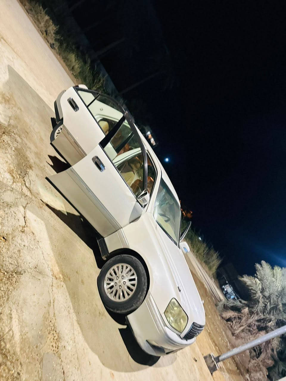 سلام للبيع تيوتا كراون (ملكه) كارتون
موديل 2000
رقم بغداد دولي مميز 
كفاله عامه من كلشي
كرستال
فيفيتي 2500
محورها غاز  غاز 
تحويره نجف فوك وجوه 
دشبول عارف العيساوي 
تحويرت فاضل عيدان
تبريد ثلج
شاشه 
اشاير مري 
شفط مري 
هيتر مري 
 برده خلفيه 
حجر بيئه 
ويل حصيره
السعر 155 وبيها مجال للطيبين 
رقم الهاتف ***********
