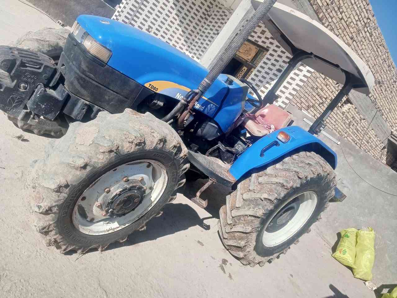 سلام عليكم مكينة نيهولند لبيع موديل 16 كتاب شركة لمكينة كلة علة وضع لشركة لعنوان ديوانية لمهناوية ول ستفسار علة لرقم ***********
***********
