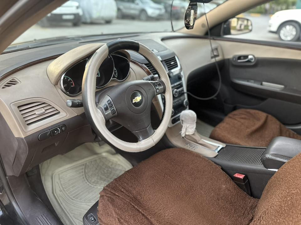 مالیبۆ خلیجی LTZ  2012
سفری شەریکەی مەنسور 

‎فوول مواسەفات  

‎کوشن جلد و هیتەر و کارەبا

‎ناوزەرد و قاوەیی 

‎تەبرید مەرکەزی 

‎شەغال  

‎‏,6CD ,AUX,USB 

‎سوکان ڤۆلیۆم ،تەحدید سورعە،تەلەفۆن,دەبڵ تراکشن

‎ ٨ موکەبەری مارکەی BOSE

‎سەقف سڵاید 

‎بلاجکتۆر

‎حاسە و ئاوێنە فۆتۆ 

 ٩٣ گەڵاو معامەلە 

*********** watsap
