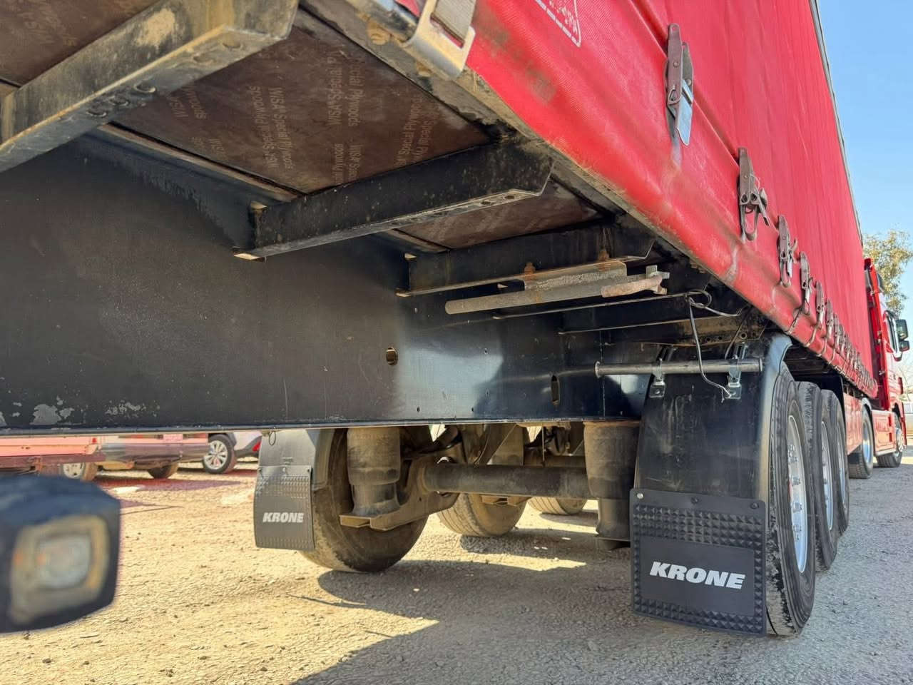 بسم الله الرحمن الرحيم
اكتروز چادر كپس 
مؤديل 2011ماسفات تبريت رتايدر ثلاجه سبليت گدام چوپلس 
نوع عربانة كؤجيل جديد تخم تايرات راس عربانة جديد 
سيارة مكفولة كفالة عامة رقم سنوية جديد 
سيارة جوا شغل مابي اي نقس مكان أربيل 
سعر مناسب 💣💣رقم واتساب ***********
