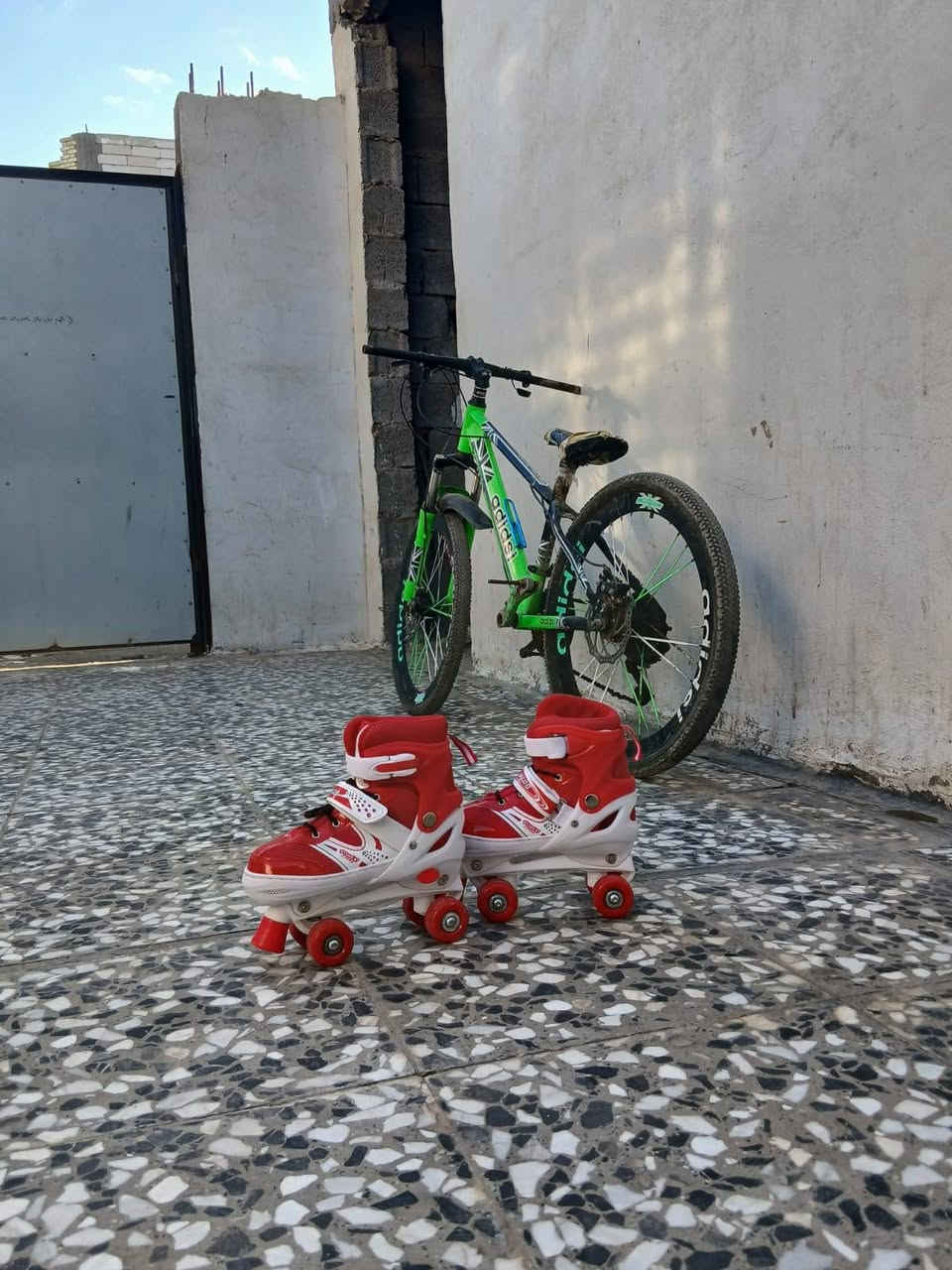 مساء الخير
كل ماهو بالصوره للبيع
الشراي خاص 
مكاني كوفه البوحداري


**إذا كنت صاحب هذا الإعلان وتريد حذفه لأي سبب، رجاءا أرسل رسالة إلى الدعم الفني**