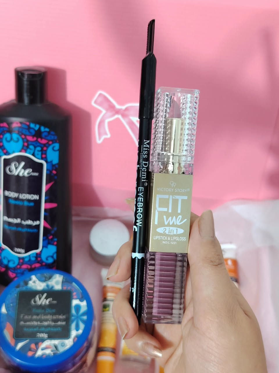 بكج العيد
بنوتات سويتلكم بكج العناية بالبشرة والجسم كامل من كلشي وسعرة جدا مناسب
يتكون من:
غسول بشرة بالفيتامين سي وهايلرونك اسد يرطب ويفتح ويعالج تصبغات
تونر بالفيتامين سي
سيروم فيتامين سي
كريم ترطيب وتفتيح رهيببب
كريم تحت العين للهالات السوداء
مرطب شفة منتجات طبيعية

مقشر سكراب للجسم والوجه بالنيلة الزرقاء يفتح ويزيل الجلد الميت
لوشن جسم بالنيلة الزرقاء المغربية تفتح وتنطي ترطيب عميق ولفترة جدا طويلة

بالاضافة تجيكم هدية قلم كحلة وتر بروف

وقلم حمرة طرفين من فتمي
والسعر دماااررر

للحجز الأستفسار خاص الكمية جدا محدودة لحكواا بنات 💄💋💅🏻💕

#اكسبلور #مكياج #عناية_بالبشرة #روج


**إذا كنت صاحب هذا الإعلان وتريد حذفه لأي سبب، رجاءا أرسل رسالة إلى الدعم الفني**