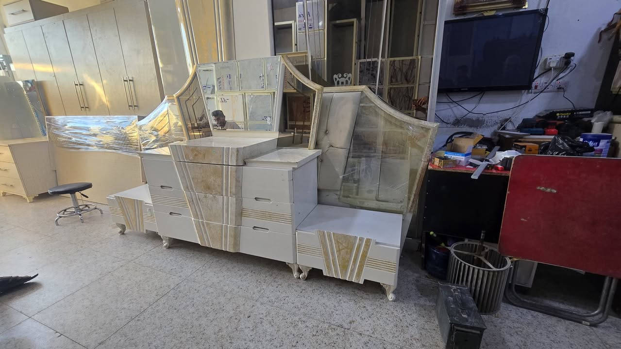 غرفه نوم تركي اسلايت 5قطع نضافه  99%(يرهم  مراوس ))
🌷🌷🌷🌷🌷🌷
اشتري غراض بيت مستعمل تخم ديوان كاونتر ميز طعام غرفه نوم ثلاجه مجمده غساله راسلونه خاص صوره 
🌷🌷🌷🌷🌷🌷
خانقين/ شارع مستودع خلف مركز شرطه ازادي [مزاد المندلاوي]
***********☎️
***********☎️
