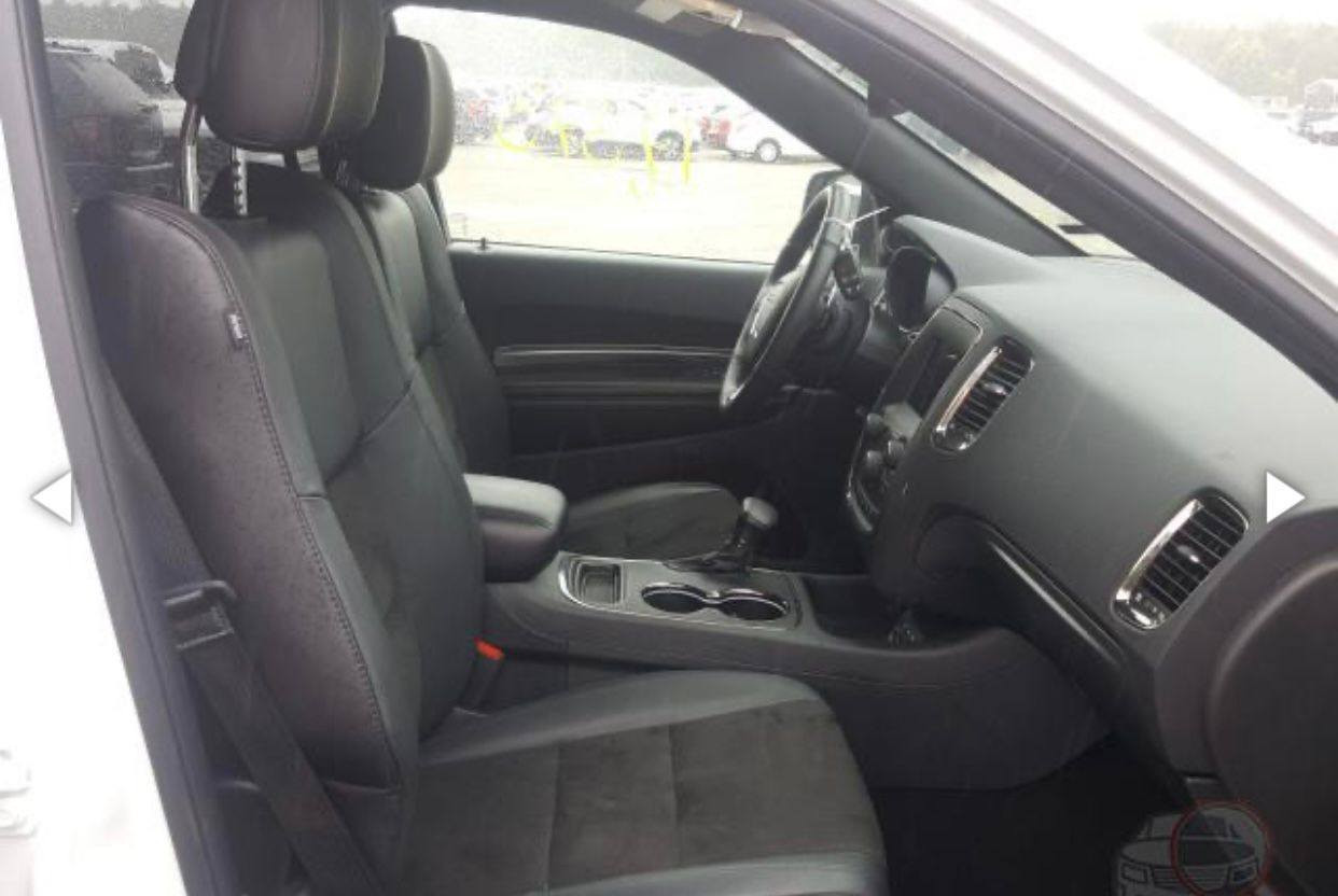 دورنكو للبيع ٢٠٢٠ كلين بدون حادث  حادثها مكينه كايمه وامبدله بسمي GT معروفه مواصفاتها  
السعر ٣٠٠$ وبيها مجال 
***********
***********
