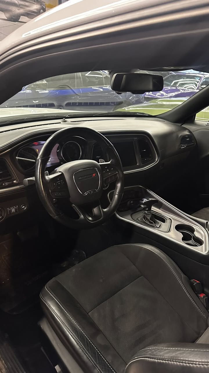 جالنجر 2023 السيارة فول موصفات ماعد الفتحة ضررها جامرلغ واحد صبغ فقط مكان السيارة كركوك سعره 215 وبيه مجال ***********
