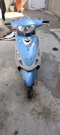 عندي دراجتين الولى سكنس نثيه دراجه رمبه اخذته رمبه اسبوع ونحجزت 2007 ي...