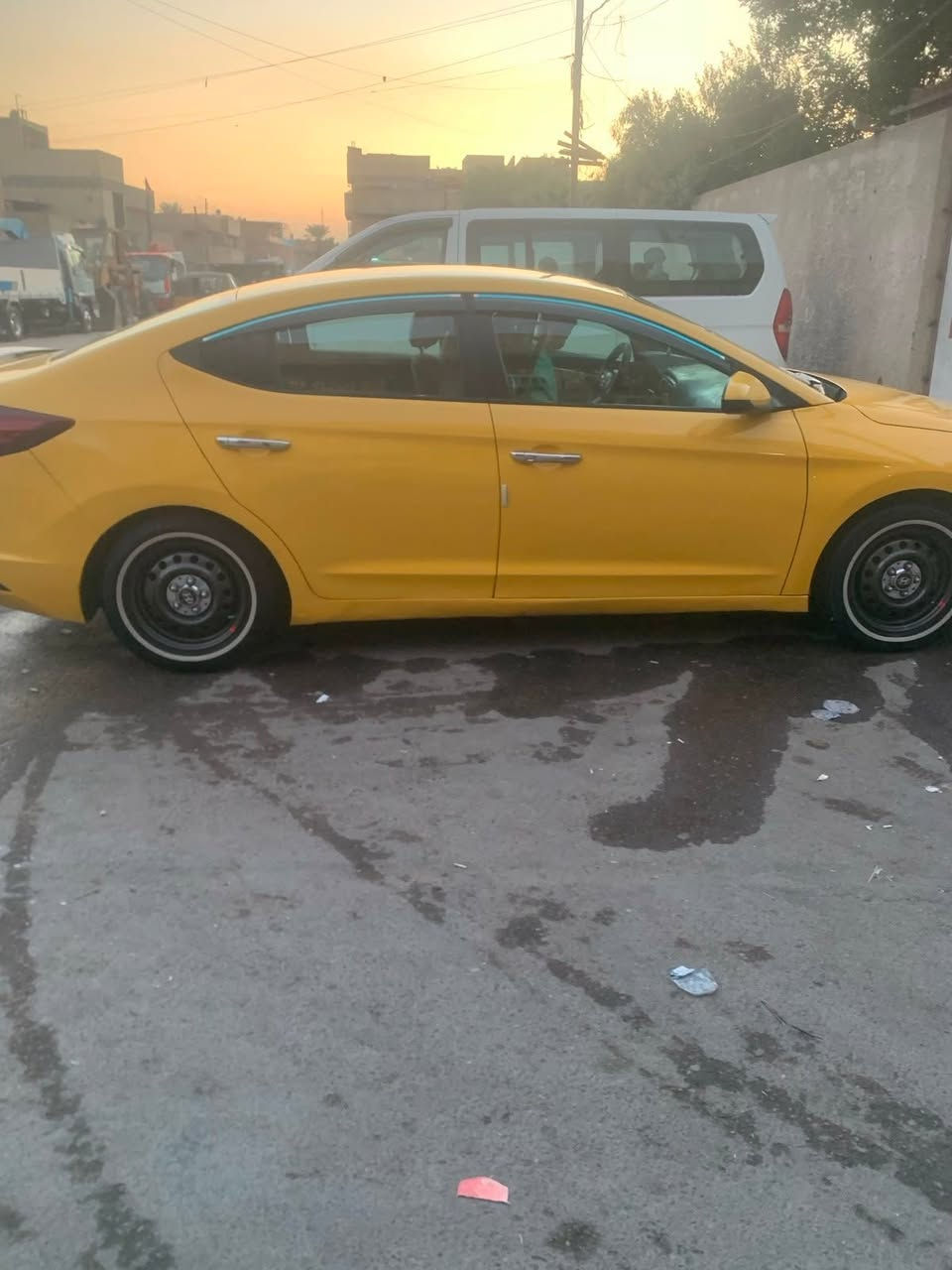 النترة 2020 سيارة نضيفة تخم تاير جديد كير ايتي وارد أمريكي محرك 2000حساسات شغالة سعرهة 120 ورقة وبيهة مجال عنوان مدينة الصدر رقم الهاتف ***********
