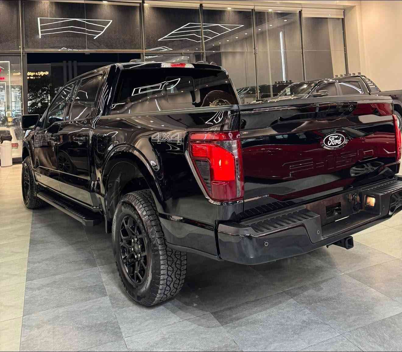 فورد f150   Xlt شكل جديد  بلاك ايدشن
2024  محرك 3.5 هايبرد
ماشي 12 الف mil
باب طويل بدي قصير 
دفع رباعي ( دبل اكسل ) 
المواصفات 
شاشه جبيره 
كيج الكتروني 
٥ كامرات محيطيه 
حساس امامي خلفي 
نقطه العمياء 
لايت زينون 
بك لايت لد 
بدون ارباك بدون شانسي
حادث بدون صبغ 
حاملغ و بابين بارد شبرين pdr
بجم كبس خلف كبس 
السعر 385 $ وبي مجال بسيط 

العنوان اربيل شارع ١٠٠ معرض اونيل

واتساب

***********
***********
