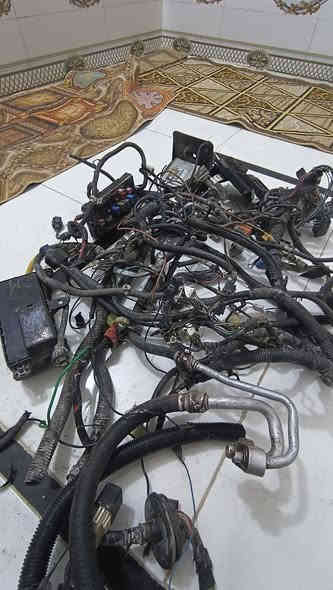 سلام عليكم من رخصت الادمن صاحب الكروب عندي ضفيره افيو ٢٠١٠واردامريكي اتوماتيك  سستم كامل يعني ضفيره مكينه وبجم وضفيره دشبول ويه قاعده افيوزات الداخله والخارجيه شرط والساعات وياهن يعني الكيجات وعقل كامل السعر ٣٠٠وبيه مجال قليل رقم التليفون ***********بيه وتساب مكاني ناصريه
