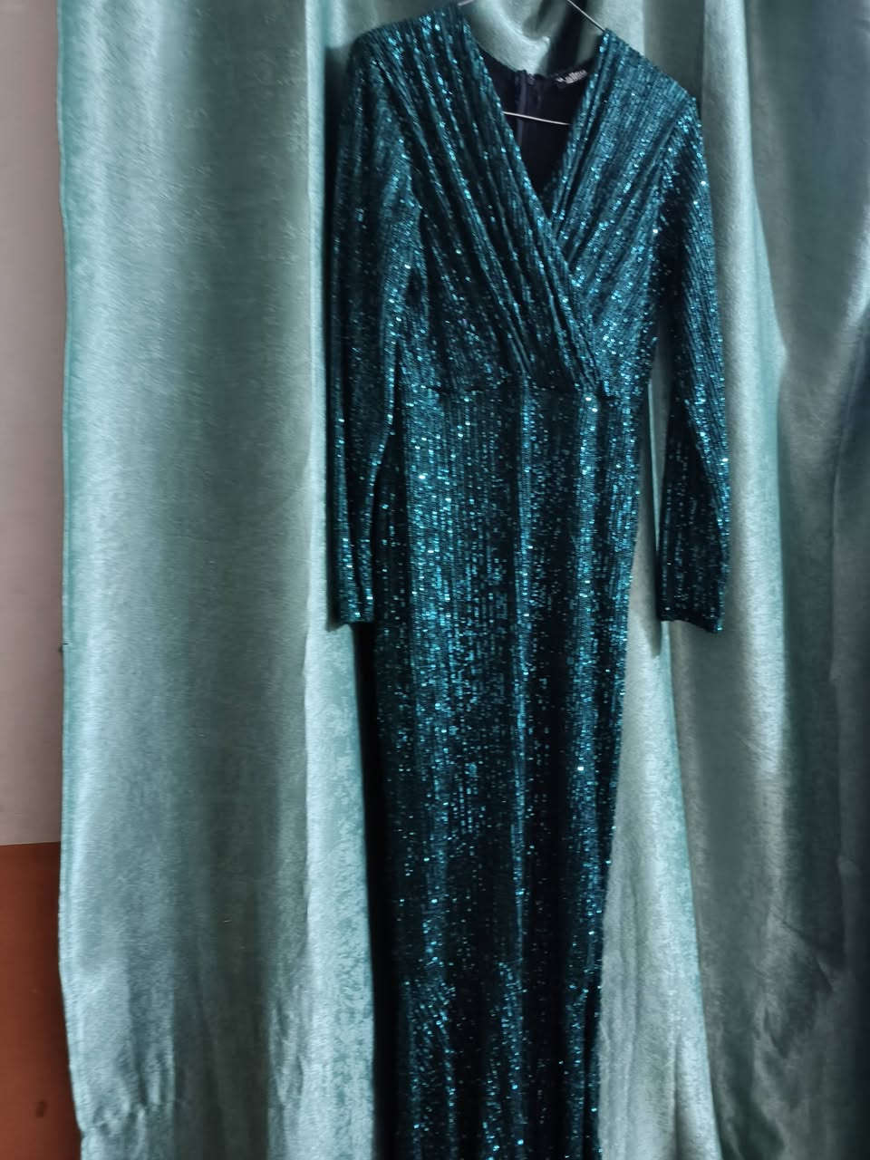 فستان اسود فاحم قياس 42 سعره 25 وي توصيل فستان اخضر ام بلك قياس46 بس قالب حصر يلبس  وزن 50 55 سعره 20 مع توصيل


**إذا كنت صاحب هذا الإعلان وتريد حذفه لأي سبب، رجاءا أرسل رسالة إلى الدعم الفني**