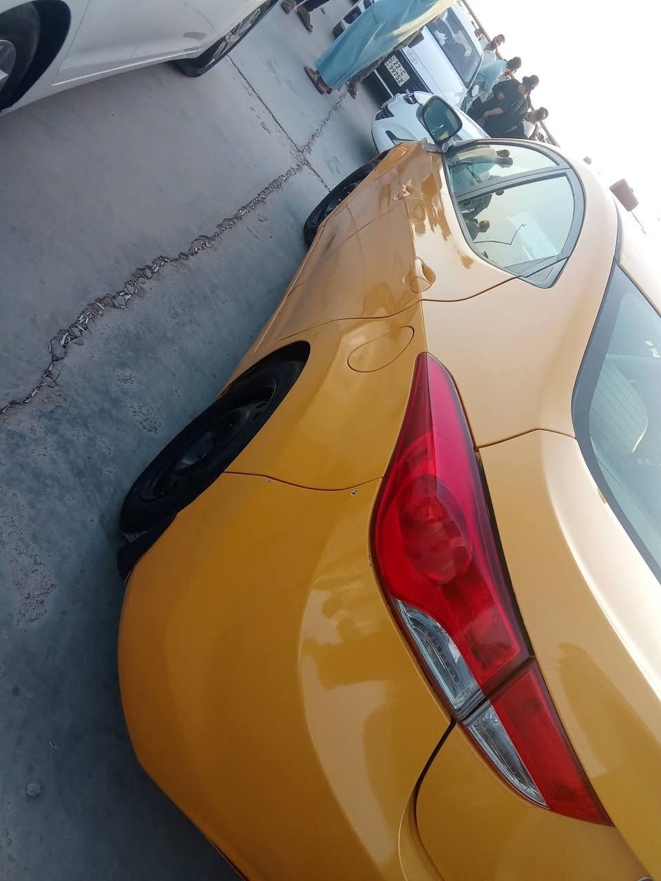 النترا 13 أمريكي ضربتها جاملق جه لعبري وشويه من لباب سعر 95 بيه مجال مكاني كوت *********** واتساب او اتصل
