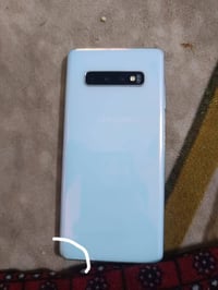 سامسونك اس عشره  جهاز نضيف كلشي ماعيز فقط دكمه التشغيل ضاعت للعلم هي م...