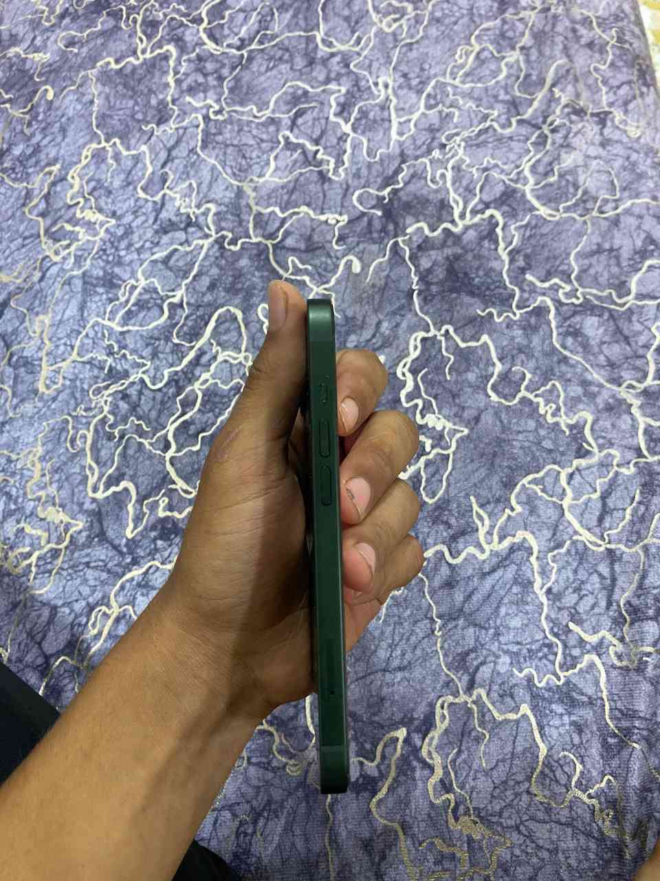 السلام عليكم جهاز 13 عادي للبيع شرط كله نورمال ضد المي لون زيتوني المرغوب مثل مو اموضح بل صوره شرط زلخ واحد ما بي بطاريته 85 اليوم صارت محدث اخر تحديث ذاكرتة 128 تك مو ذبل سعره 450 مجال قلي مستعجل عل بيع خاص مفتوح رقم *********** خابر ودلل
