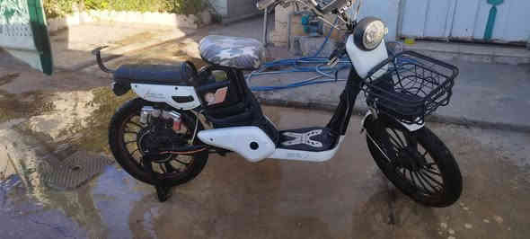 باسكل شحن حجم 22 تاير عريض
باسكل يطلع هاي علامة بشاشة مايشتغل بطاريات عمرهن طويل
ابيع طين تراب بسعر 100 لا تعاملني رجاء شراي يتصل ***********
