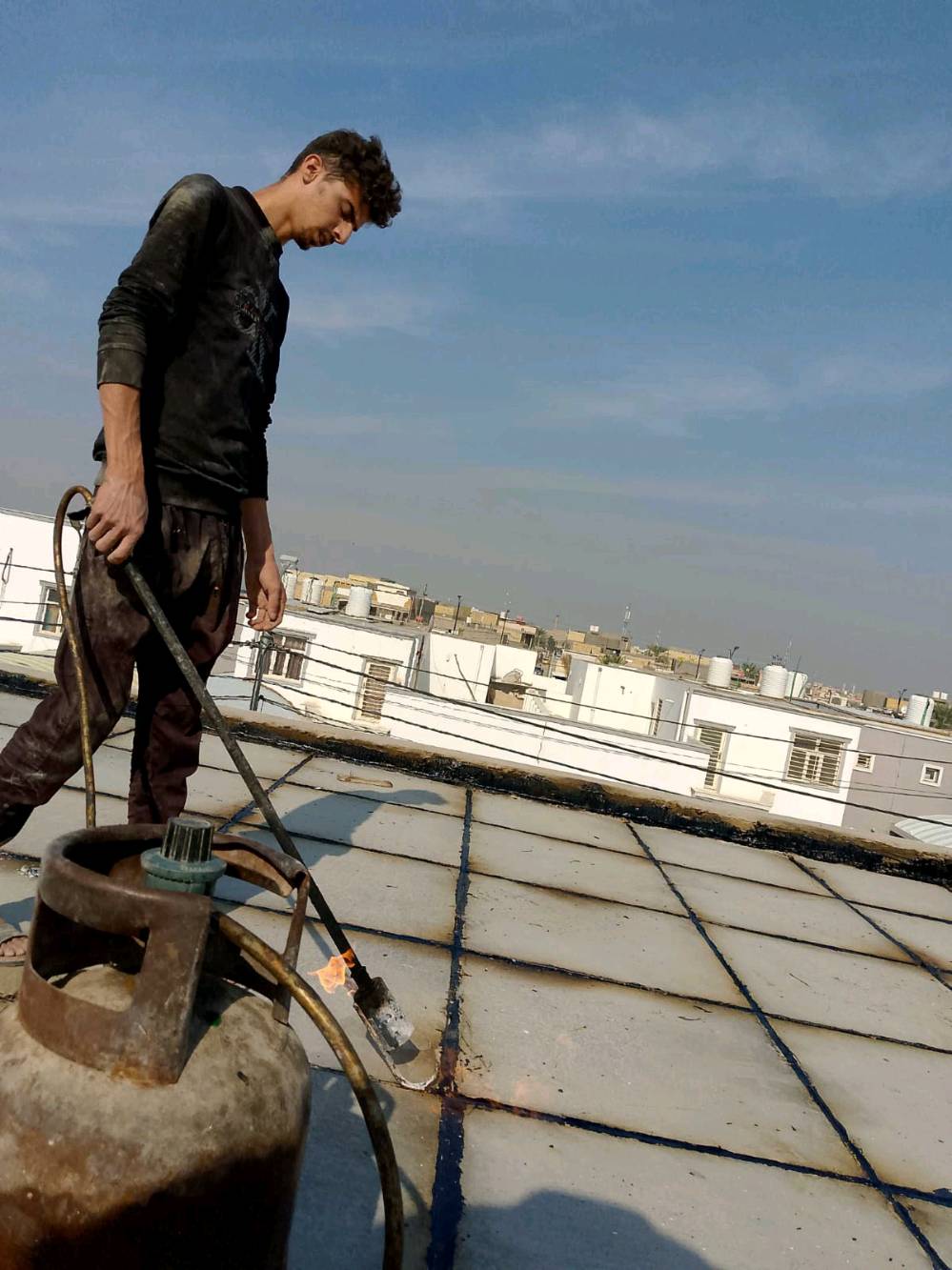 مستعدون ل عمل الأاسطح ب الفلانكوت والزفت والايزگام  والااشتايگر 
وب اسعار مناسبة 
العنوان النجف الاشرف 
