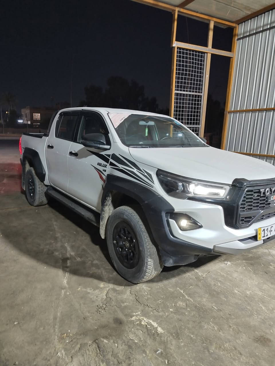 السلام عليكم للبيع
جي ار GR  
ماشيه43 الف  
رقم بغداد 
موديل:-2024 
6 سلندر  4.0L
لايت زينون 
كشاف امامي 
شاشه مركزيه 
رادار 
سياره
كاميره 360 درجه 
مثبت سرعة
شفتات قياده بلستيرن
تشغيل بصمه
دخول ذكي
اناره ترحيب بلمرايه
حساسات امامي خلفي 
مكيف خلفي
وباقي مواصفات 
سونار منشور بصور

سياره متعوب عليها مال جناي  ومن سبايدر رياضي اصلي 
صندوق سحب دواسه رجل 

العنوان بغداد بلديات ضياء الحلفي 
***********
