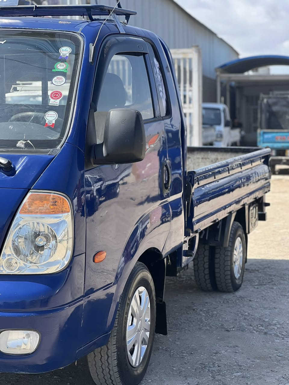 السلام عليكم البيع دمعه موديل 2008 مسكر بم ونوزل سياره حلوه رقم بغداد السعر (86) وبيه مجال مكان سياره بغداد رقم الهاتف ***********
