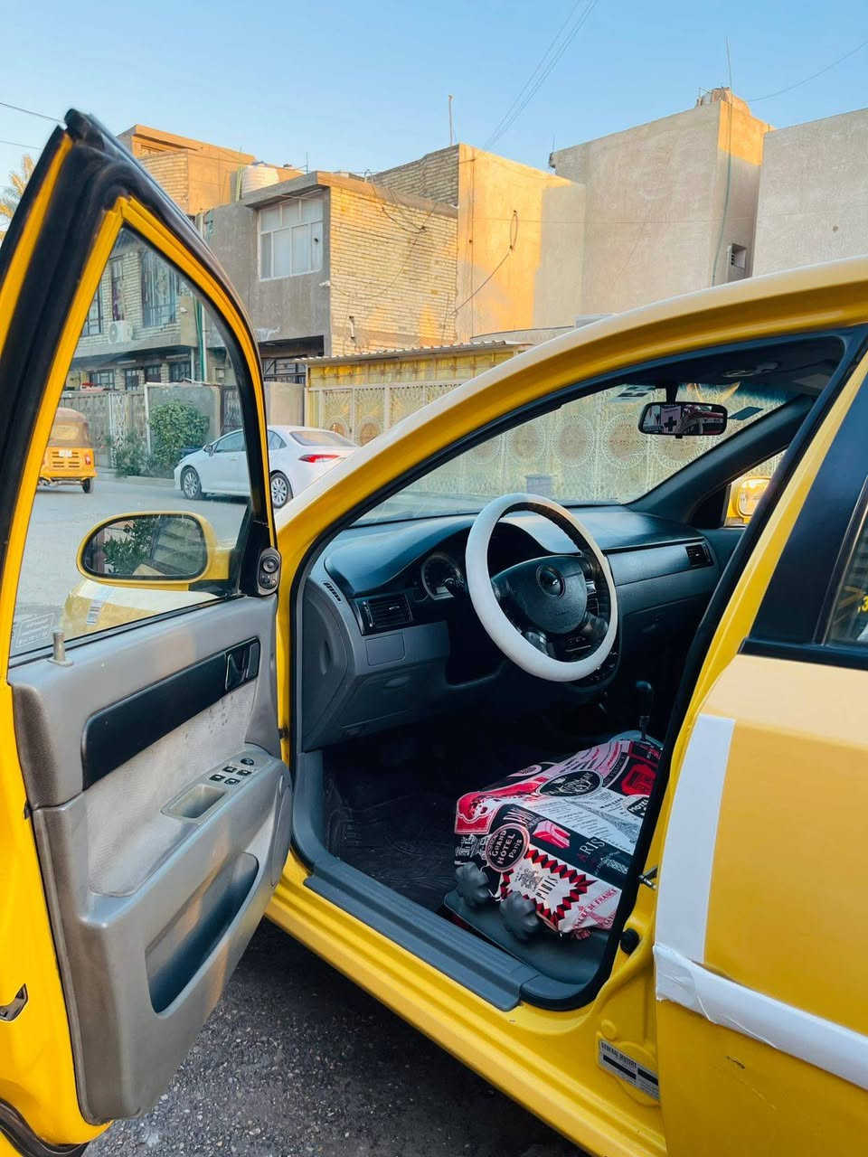 من رخصه الادمن سياره اوبتره للبيع كير ومكينه مكفولات تدفئه وتبريد شغاله رقم بغداد باسمي المكان بغداد الشعب السعر 67 وبيهه مجال الرقم ***********
