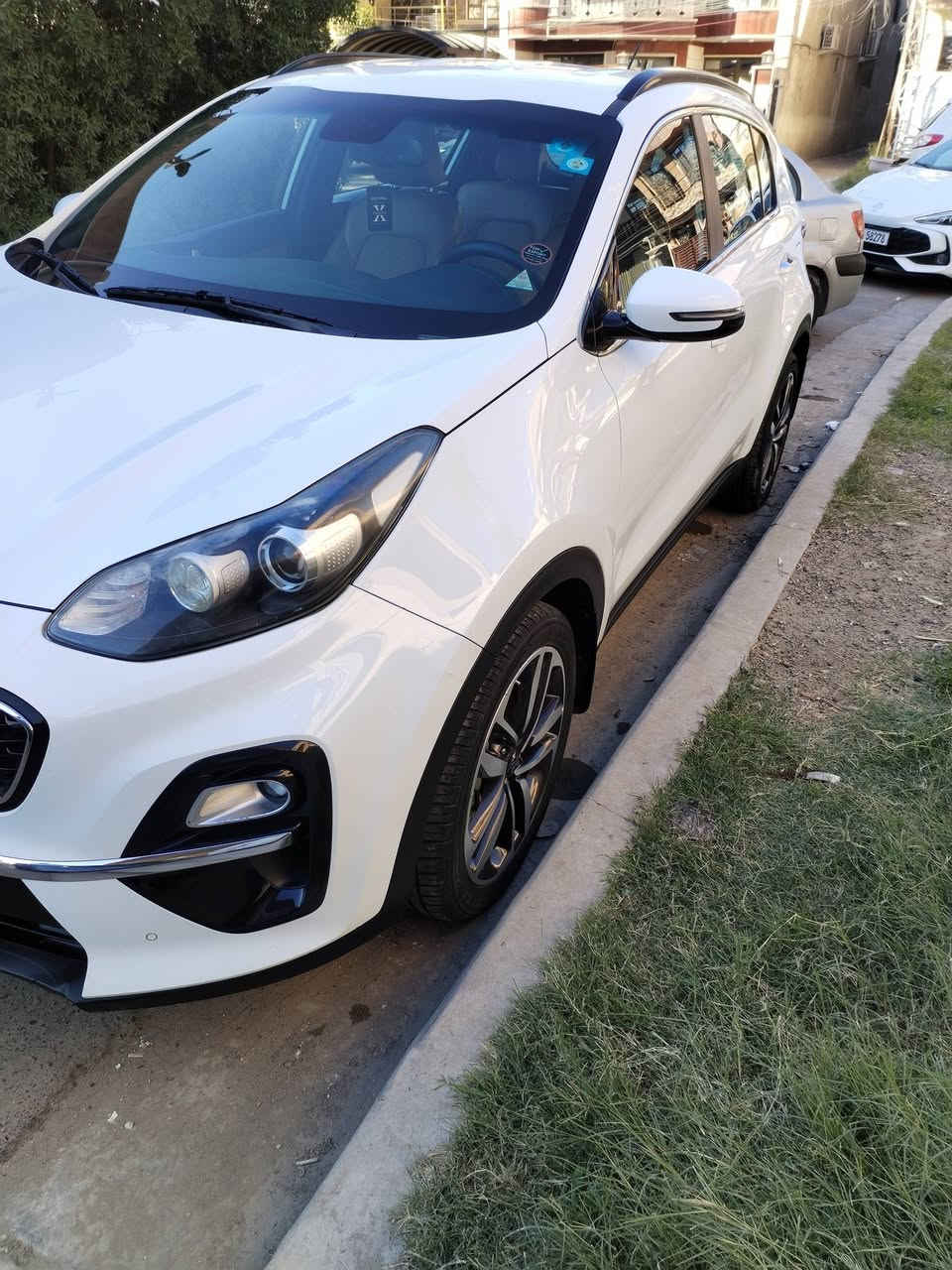 السلام عليكم
سبورتج ٢٠١٩ شكل ٢٠ خليجي محرك ٢٠٠٠ ماشيه ٥٨ الف جديده مكفوله بيه بس بارد بدون صبغ وتبديل وفتح كلشي بيه عل الشركه مري كهرباء تحكمات جهتين انضمه قياده تبريد امامي وخلفي سعره ١٨٨ مكانه السيديه بسمي تلفون ***********
